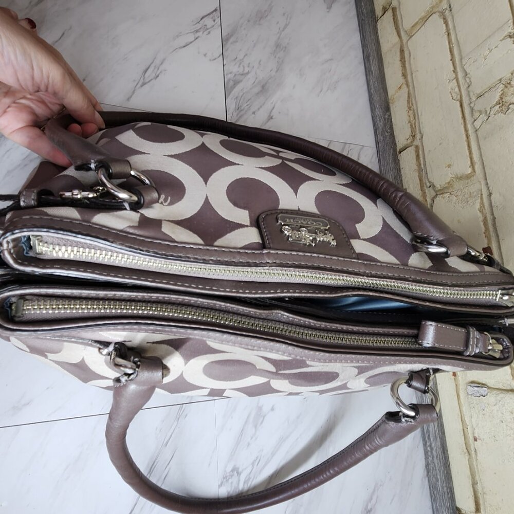 Coach Madison Bronze Signature C's Handbag Purse - Picture 5 of 16